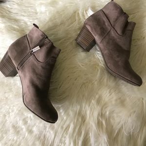 Chunky Heels Ankle Booties